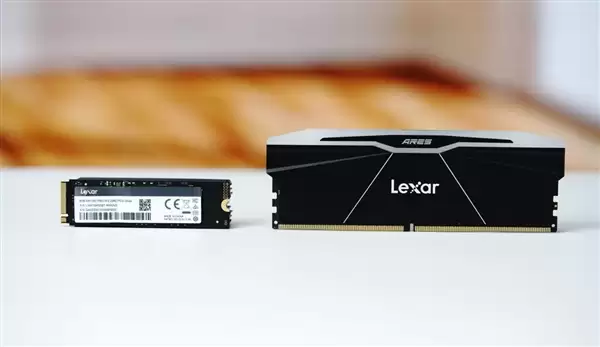 雷克沙NM1090 Pro 8TB SSD疾速14400MB/s图赏_wishdown.com 疾速14400MB/s!雷克沙NM1090 Pro 8TB SSD图赏