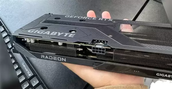 ����RTX 5060 Ti�Կ�����Ƥ�������� ��ҳ�������ⱦ����