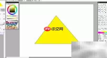 卡通玉米片角色绘制教程:从轮廓到细节的完整步骤_wishdown.com 填充基础黄色后的玉米片轮廓,颜色均匀